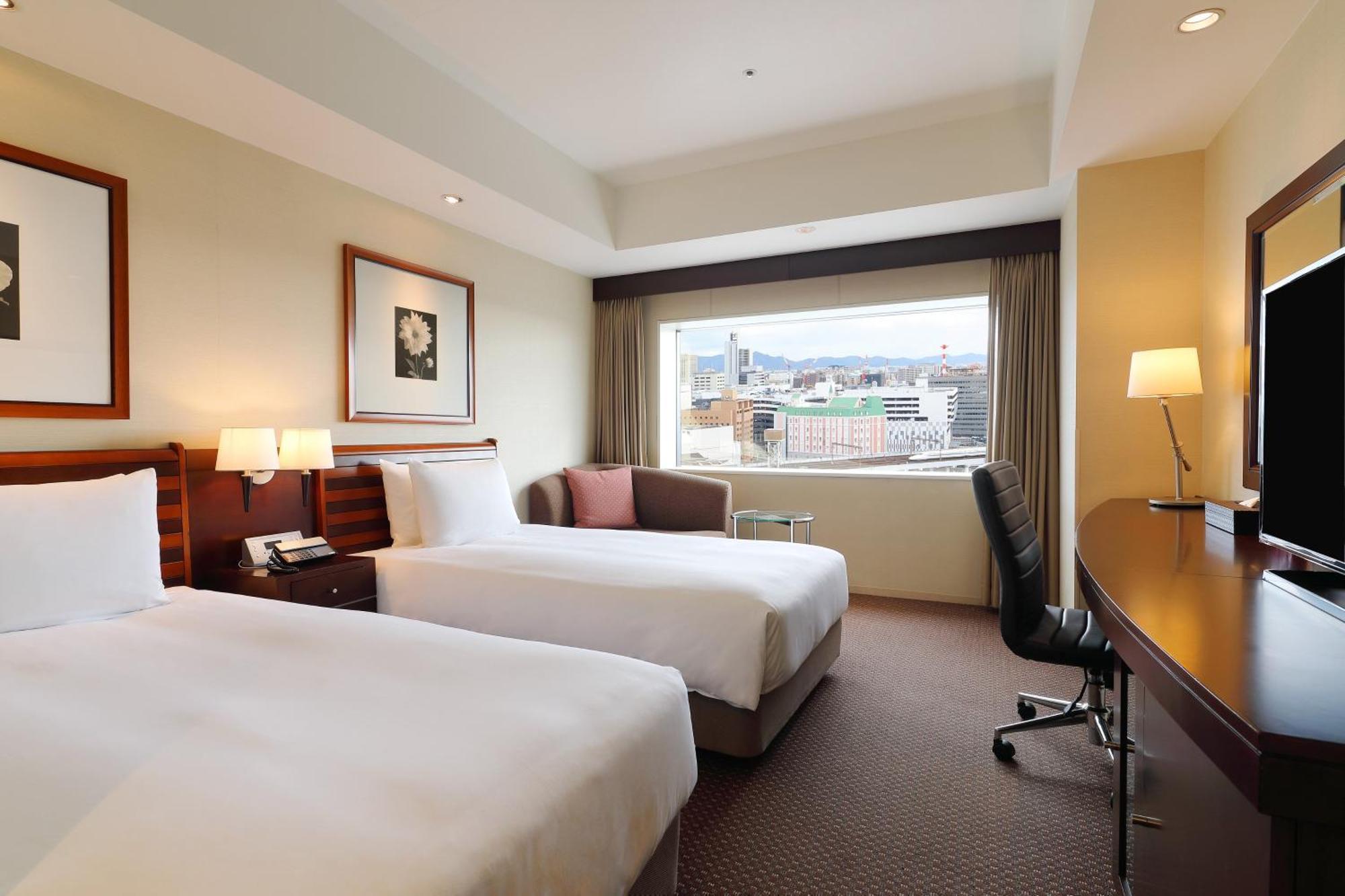เอเอ็นเอ คราวน์ พลาซา โฮเต็ล โอะกะยะมะ Hotel โอคายาม่า ภายนอก รูปภาพ